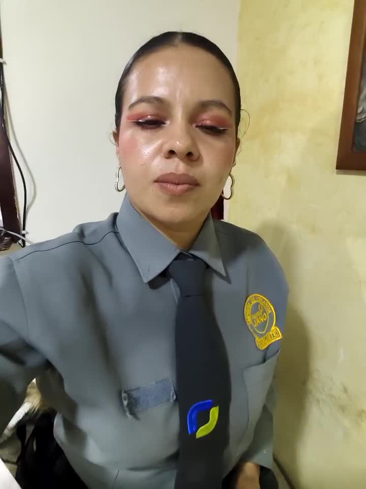 Ariana-07 - Stripchat webcam show • Wednesday, September 3, 2025 #Skinny #Fingering #Mobile